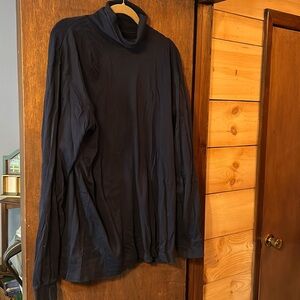 Navy Blue Croft and Barrow Turtleneck. XL tall